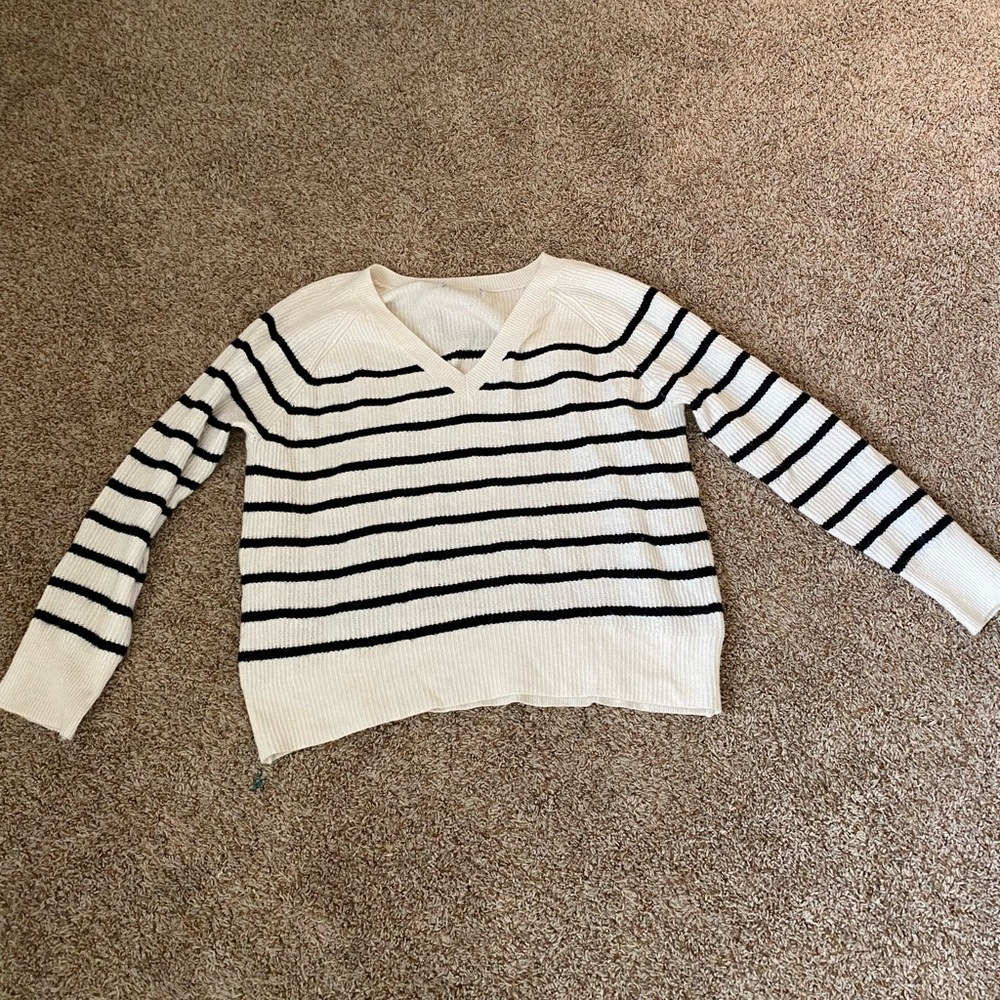 Old navy striped sweater